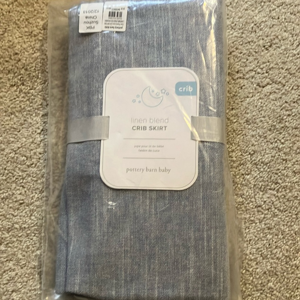 Pottery Barn linen blend crib skirt NWT